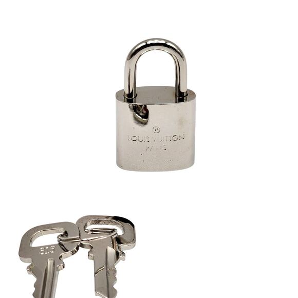 NEW! LOUIS VUITTON Silver Padlock and 2 Keys #315 - Picture 5 of 12